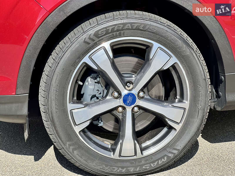 Позашляховик / Кросовер Ford Escape 2018 в Миколаєві