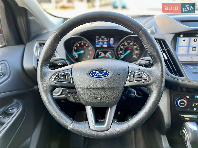 Позашляховик / Кросовер Ford Escape 2018 в Миколаєві