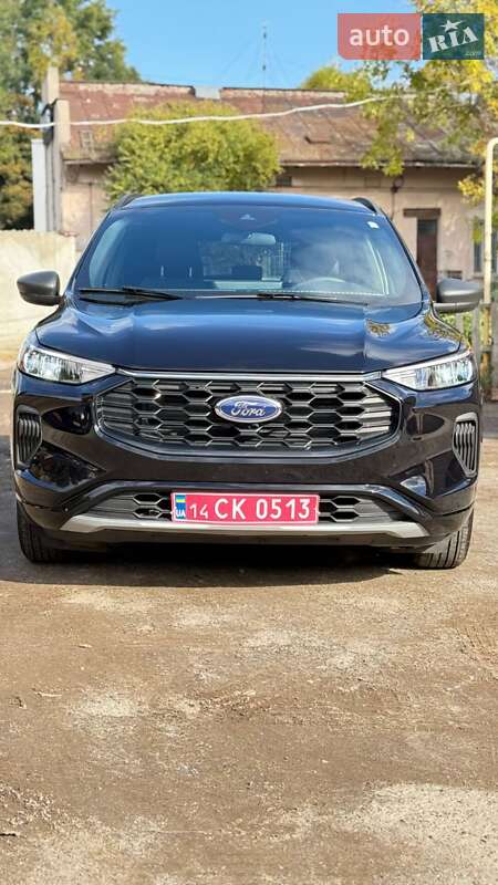 Позашляховик / Кросовер Ford Escape 2023 в Львові