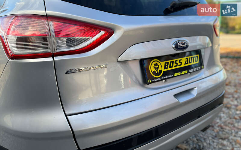 Внедорожник / Кроссовер Ford Escape 2016 в Коломые