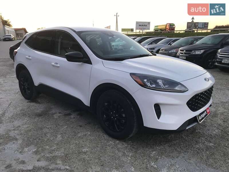 Внедорожник / Кроссовер Ford Escape 2019 в Львове