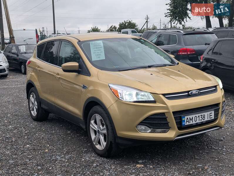 Внедорожник / Кроссовер Ford Escape 2014 в Ровно