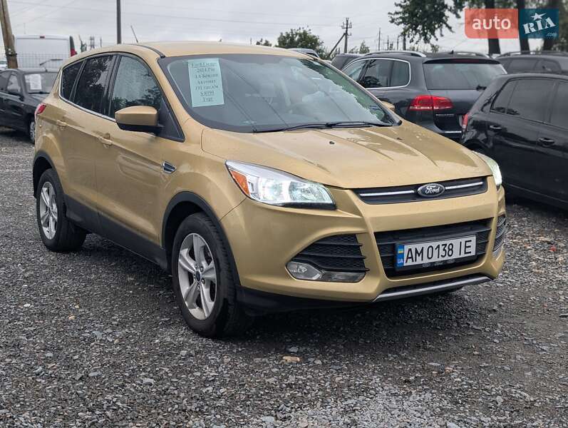 Внедорожник / Кроссовер Ford Escape 2014 в Ровно