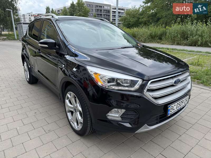 Внедорожник / Кроссовер Ford Escape 2019 в Дрогобыче