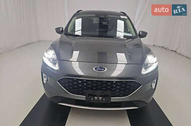Позашляховик / Кросовер Ford Escape 2020 в 