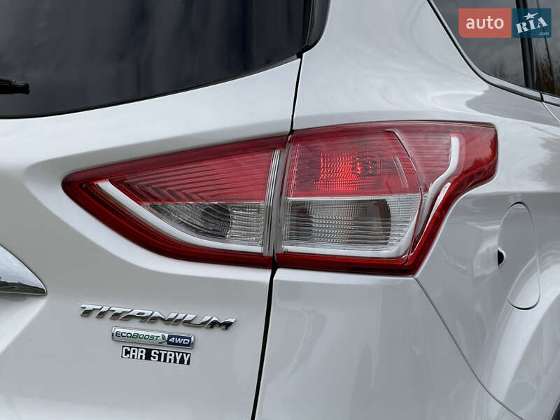 Позашляховик / Кросовер Ford Escape 2015 в Стрию