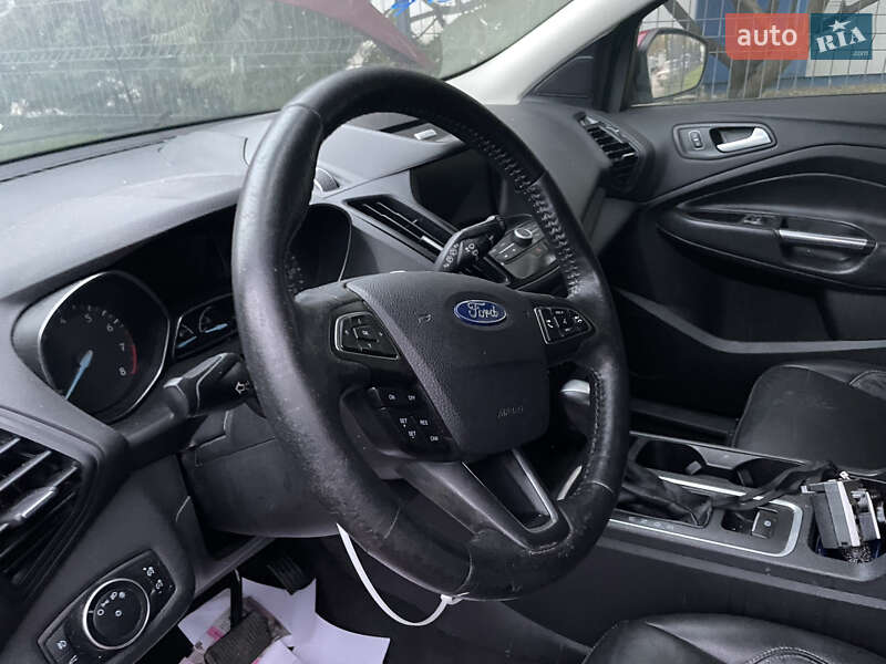 Позашляховик / Кросовер Ford Escape 2016 в Львові