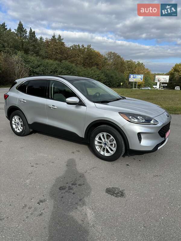 Внедорожник / Кроссовер Ford Escape 2020 в Виннице