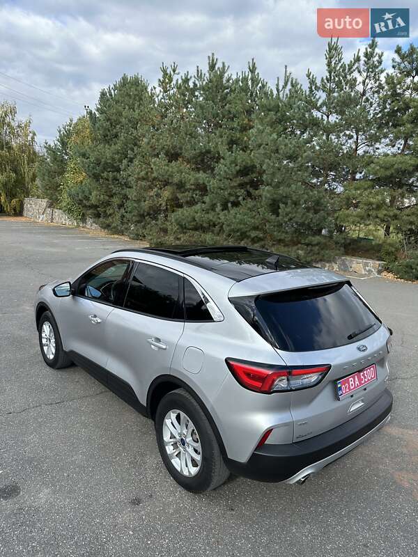 Внедорожник / Кроссовер Ford Escape 2020 в Виннице