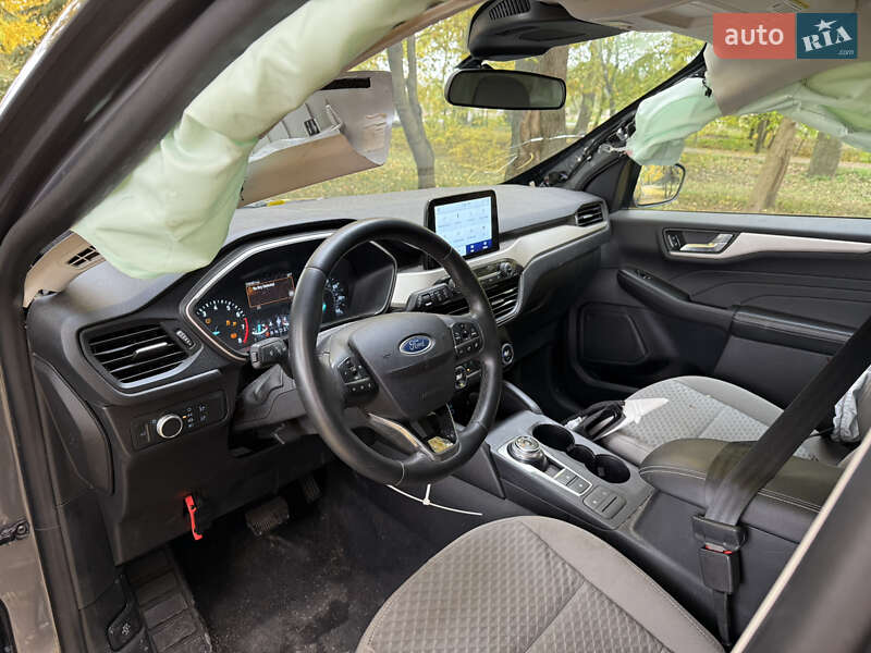 Позашляховик / Кросовер Ford Escape 2021 в Тернополі