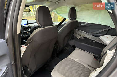 Внедорожник / Кроссовер Ford Escape 2021 в 