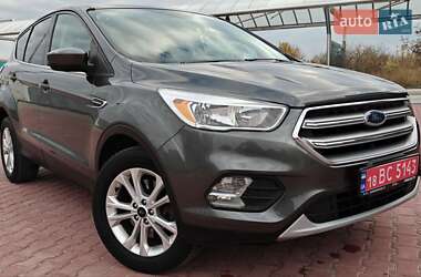 Внедорожник / Кроссовер Ford Escape 2017 в 