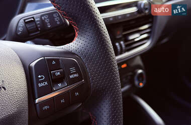 Позашляховик / Кросовер Ford Escape 2023 в 