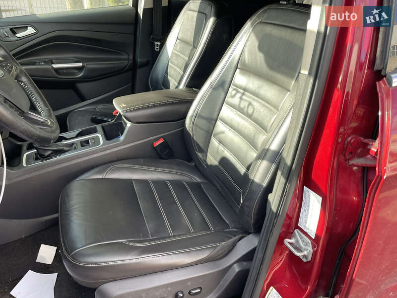 Позашляховик / Кросовер Ford Escape 2016 в Львові