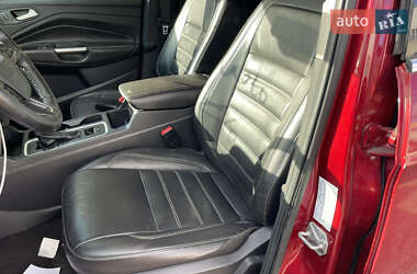 Позашляховик / Кросовер Ford Escape 2016 в  фото 21 Позашляховик / Кросовер Ford Escape 2016 в