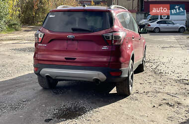 Позашляховик / Кросовер Ford Escape 2016 в  фото 3 Позашляховик / Кросовер Ford Escape 2016 в