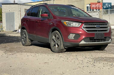 Позашляховик / Кросовер Ford Escape 2016 в  фото 6 Позашляховик / Кросовер Ford Escape 2016 в