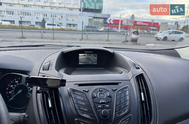 Внедорожник / Кроссовер Ford Escape 2015 в 