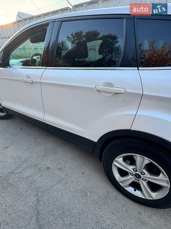Внедорожник / Кроссовер Ford Escape 2014 в Днепре