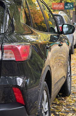 Внедорожник / Кроссовер Ford Escape 2020 в 