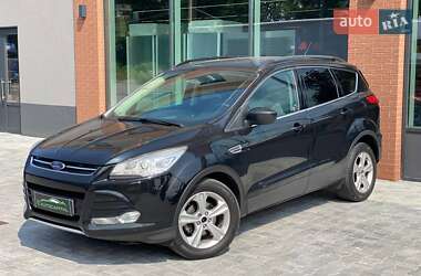 Позашляховик / Кросовер Ford Escape 2015 в  фото 2 Позашляховик / Кросовер Ford Escape 2015 в
