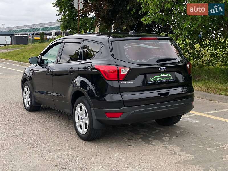 Позашляховик / Кросовер Ford Escape 2019 в Києві