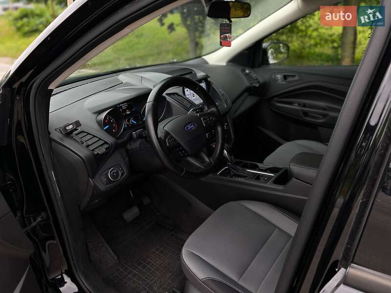 Позашляховик / Кросовер Ford Escape 2019 в Києві
