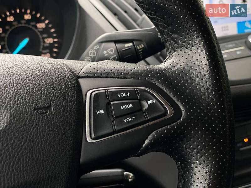 Позашляховик / Кросовер Ford Escape 2019 в Києві