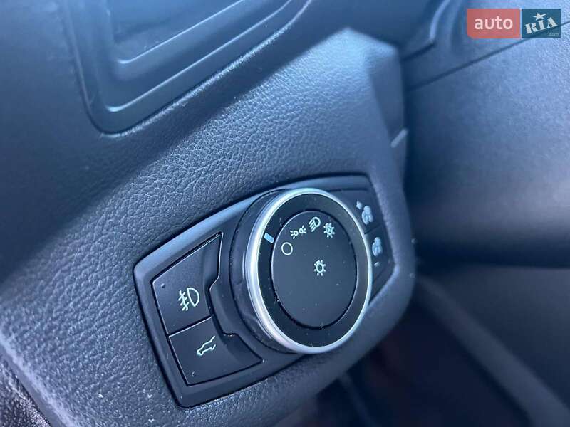 Внедорожник / Кроссовер Ford Escape 2017 в Львове фото 18 Внедорожник / Кроссовер Ford Escape 2017 в Львове