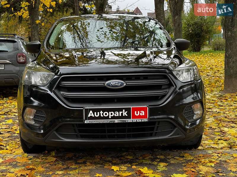 Внедорожник / Кроссовер Ford Escape 2017 в Киеве