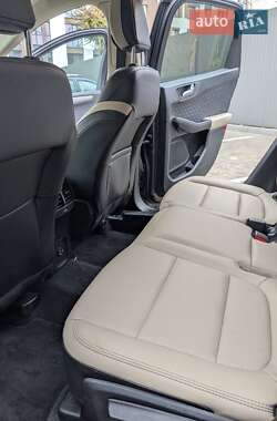 Внедорожник / Кроссовер Ford Escape 2020 в 