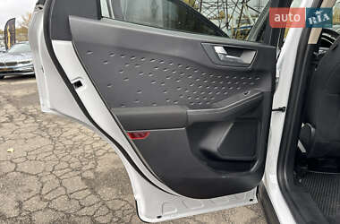 Внедорожник / Кроссовер Ford Escape 2020 в 