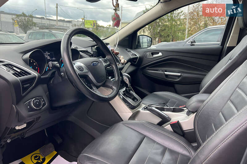 Внедорожник / Кроссовер Ford Escape 2013 в Ивано-Франковске