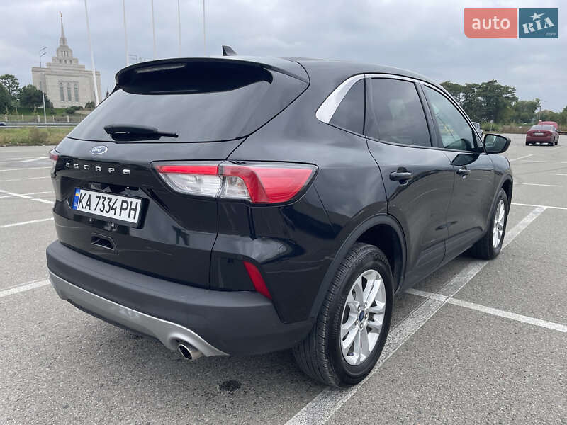 Позашляховик / Кросовер Ford Escape 2022 в Києві