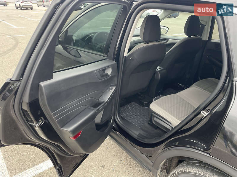 Позашляховик / Кросовер Ford Escape 2022 в Києві