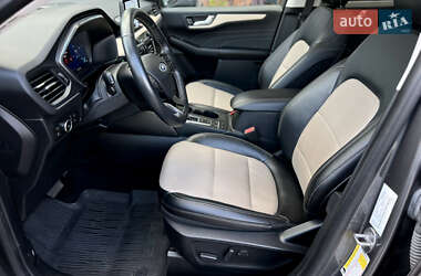 Позашляховик / Кросовер Ford Escape 2021 в  фото 7 Позашляховик / Кросовер Ford Escape 2021 в