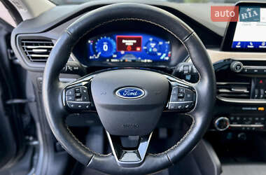 Позашляховик / Кросовер Ford Escape 2021 в  фото 31 Позашляховик / Кросовер Ford Escape 2021 в