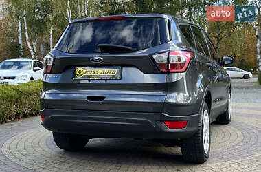 Внедорожник / Кроссовер Ford Escape 2018 в 