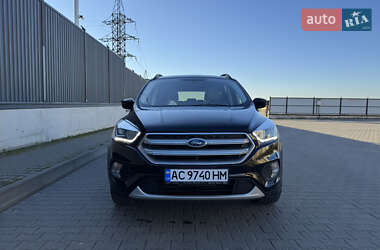 Позашляховик / Кросовер Ford Escape 2017 в  фото 21 Позашляховик / Кросовер Ford Escape 2017 в