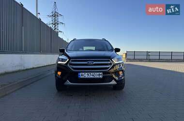 Позашляховик / Кросовер Ford Escape 2017 в  фото 24 Позашляховик / Кросовер Ford Escape 2017 в