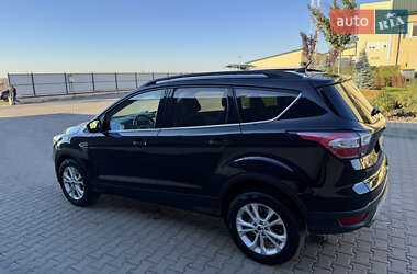 Позашляховик / Кросовер Ford Escape 2017 в  фото 29 Позашляховик / Кросовер Ford Escape 2017 в