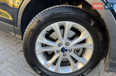 Позашляховик / Кросовер Ford Escape 2017 в  фото 72 Позашляховик / Кросовер Ford Escape 2017 в