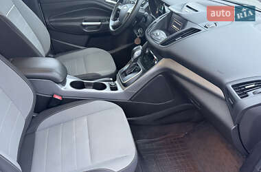 Внедорожник / Кроссовер Ford Escape 2013 в 
