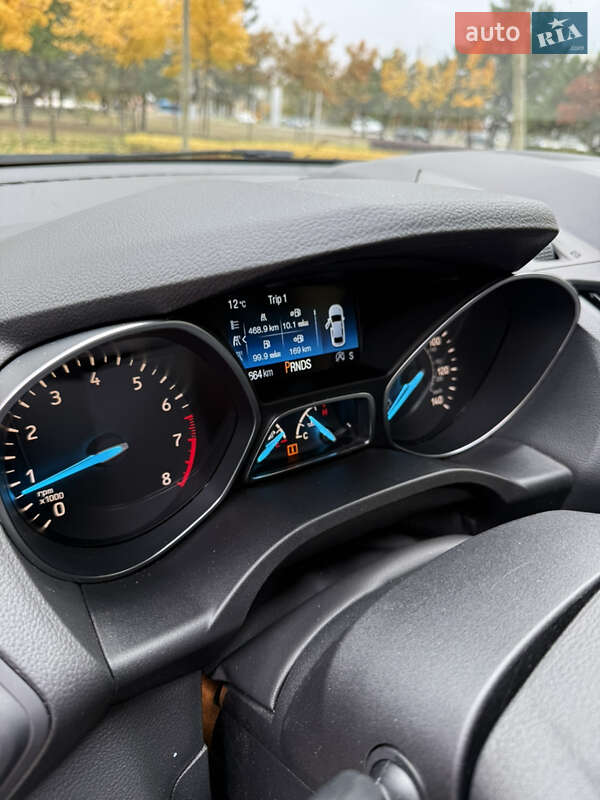 Внедорожник / Кроссовер Ford Escape 2018 в Днепре
