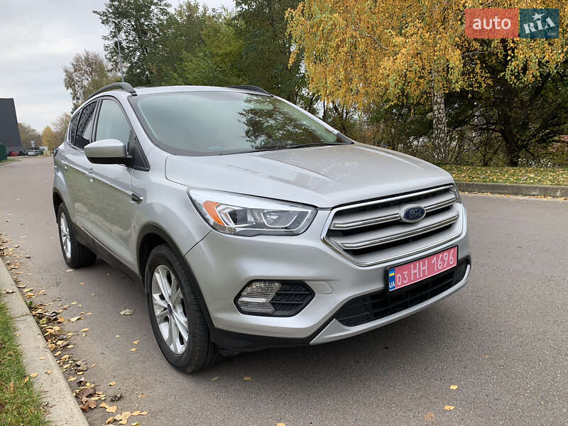 Внедорожник / Кроссовер Ford Escape 2018 в Киеве