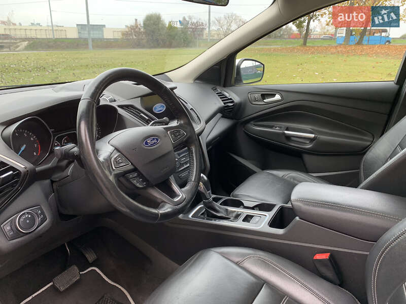 Внедорожник / Кроссовер Ford Escape 2018 в Киеве