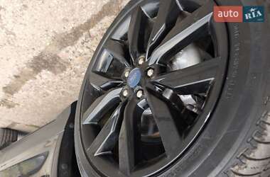 Внедорожник / Кроссовер Ford Escape 2019 в 