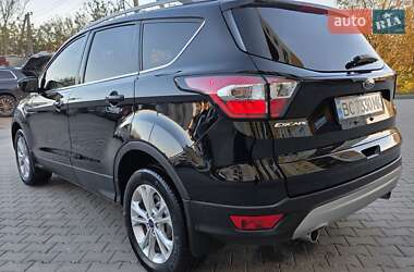 Внедорожник / Кроссовер Ford Escape 2017 в 