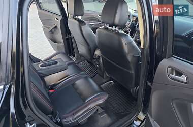 Внедорожник / Кроссовер Ford Escape 2017 в 