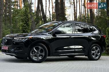 Внедорожник / Кроссовер Ford Escape 2023 в 